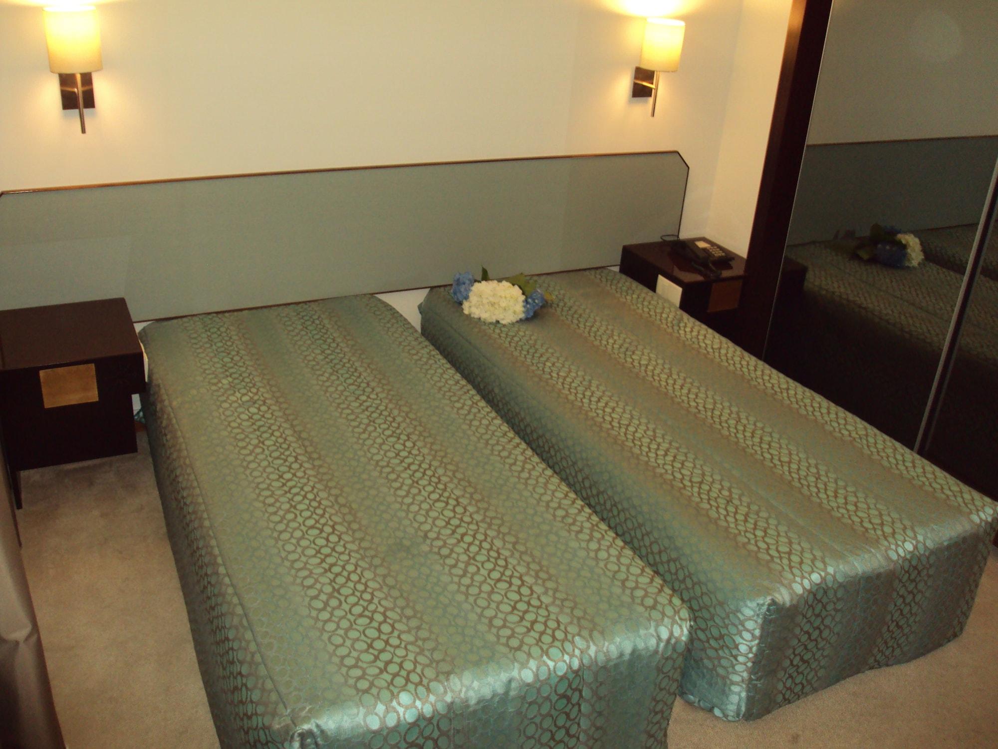 Nova Cruz Hotel Santa Maria da Feira Room photo